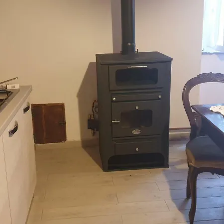La Casa Del Borgo Apartment Sassetta